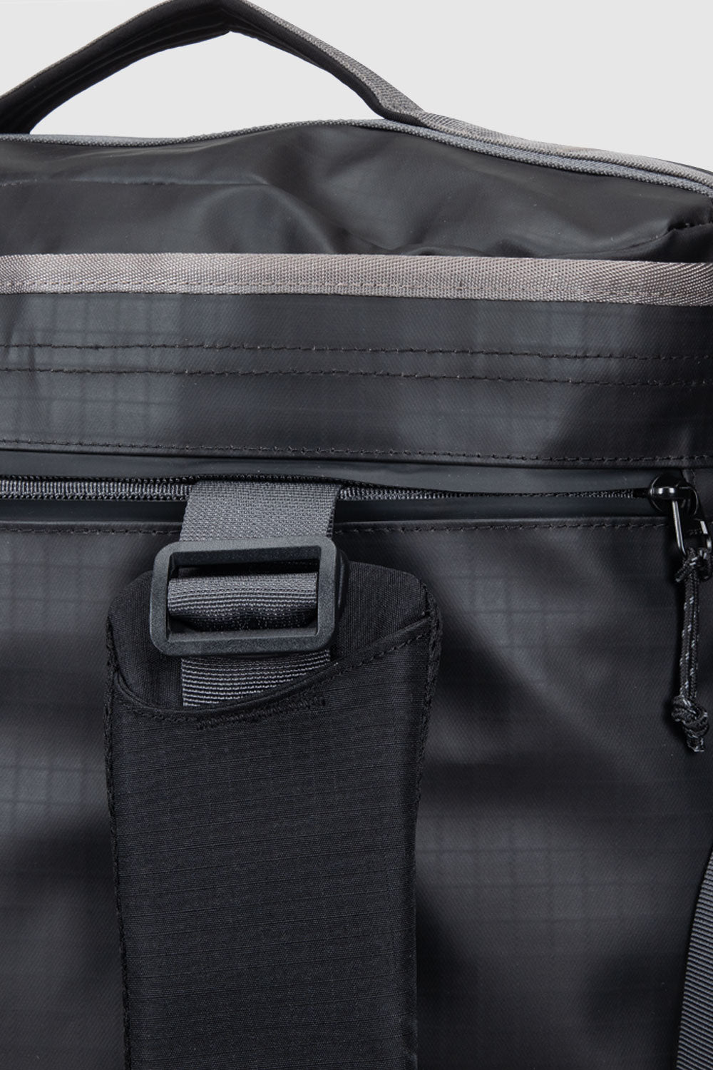 Duffle Cairo Negro 67 L-5